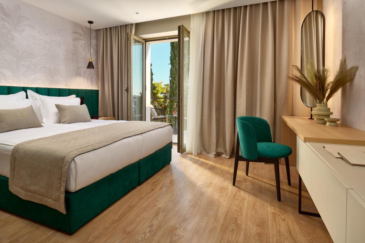 Hotel Moeesy, Blue & Green Oasis Хвар Экстерьер фото