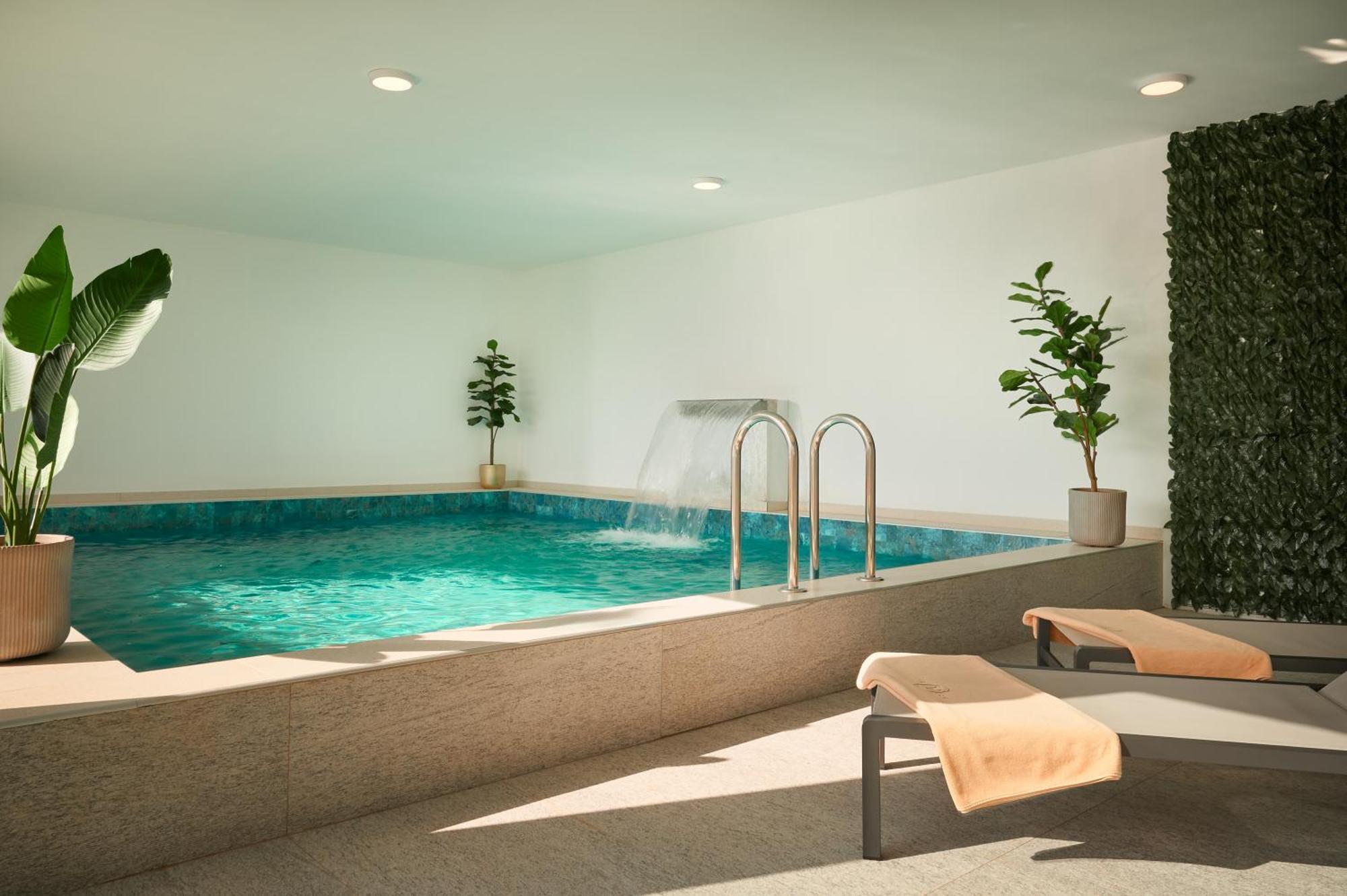 Hotel Moeesy, Blue & Green Oasis Хвар Экстерьер фото