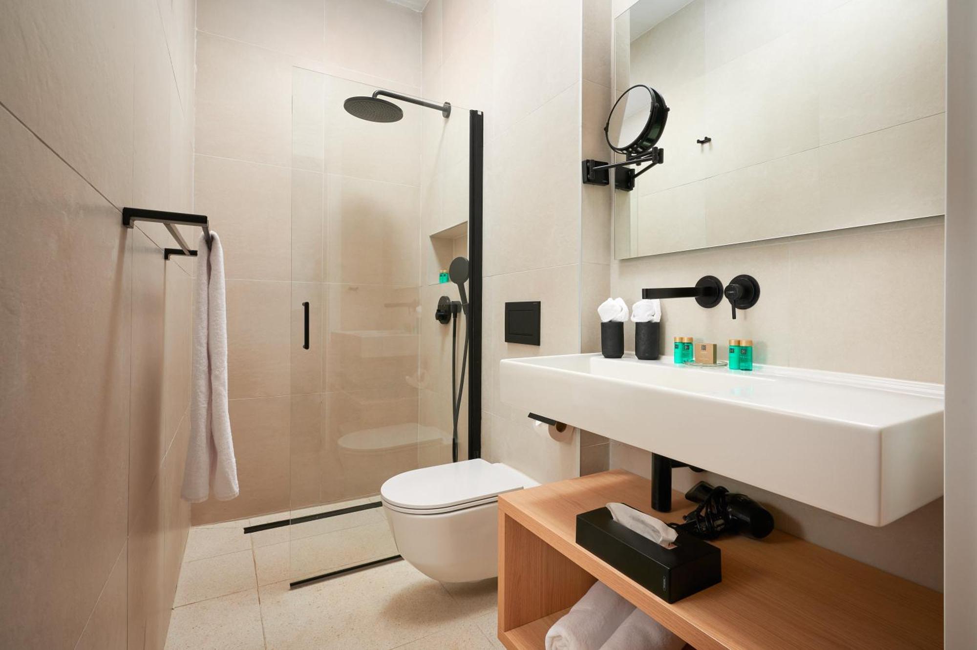 Hotel Moeesy, Blue & Green Oasis Хвар Номер фото