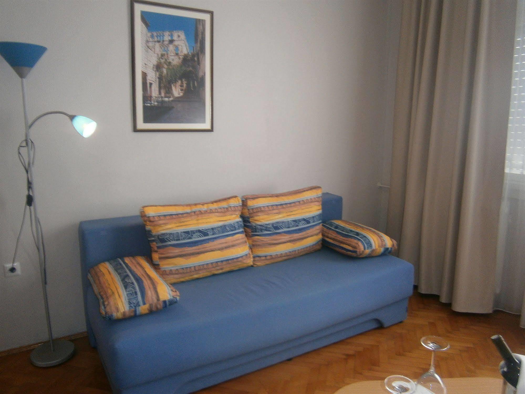 Hotel Moeesy, Blue & Green Oasis Хвар Экстерьер фото